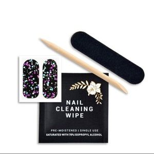 Tough Girls 4 Life Adhesive Nail Strips